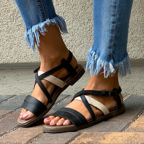 Full Grain Leather Fishermen Flatform Sandals - Picture 3 of 8